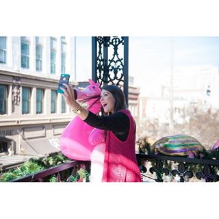 Hope everyone is having a great #MardiGras weekend! We had a blast at the #SpanishTown parade yesterday and headed to New Orleans this morning! Follow along on Snapchat! : lesliepresnall Hope everyone is having a great #MardiGras weekend! We had a blast at the #SpanishTown parade yesterday and headed to New Orleans this morning! Follow along on Snapchat! : lesliepresnall