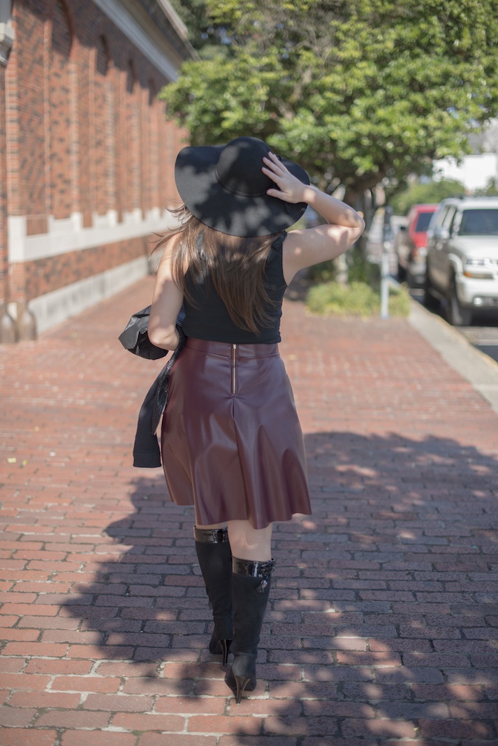 maroon-leather-skirt